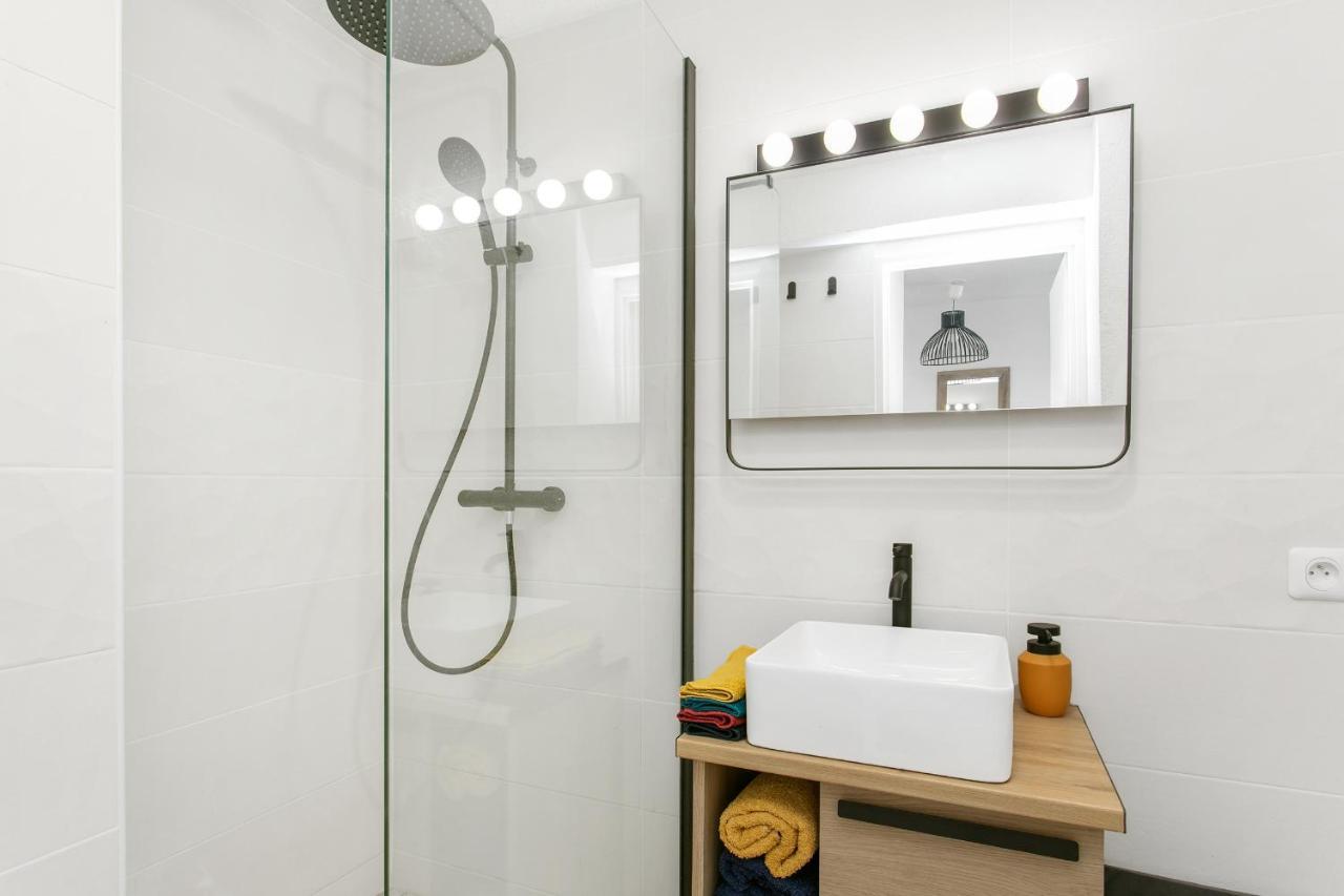 Appartement T3 Terrasse Vue Sur Mer, Piscine, Parking, Wifi Et Clim Сет Екстер'єр фото